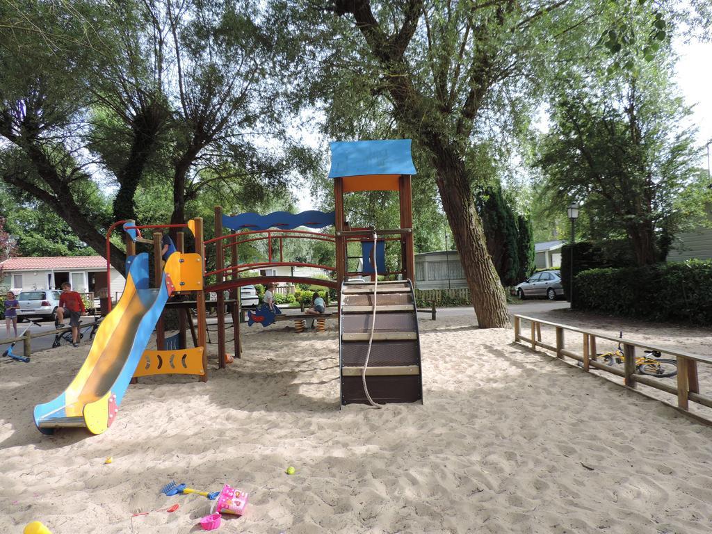 Caravaning Les Tourterelles Rang-du-Fliers Ngoại thất bức ảnh